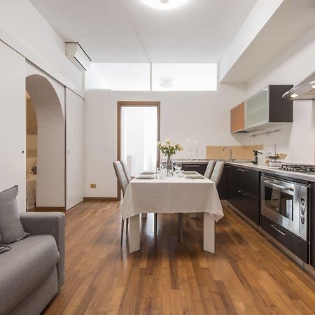Milan Royal Suites エクステリア 写真