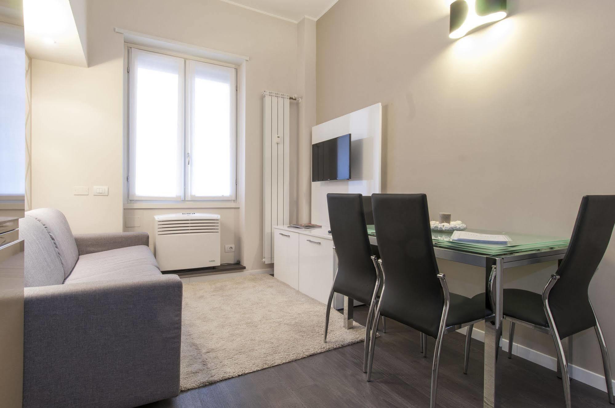 Milan Royal Suites エクステリア 写真